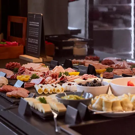 Ξενοδοχείο Adagio Neckarpark 3*