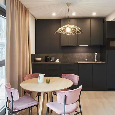 Szálloda Adagio Neckarpark