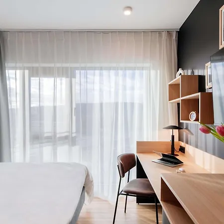 Adagio Neckarpark Szálloda 3*