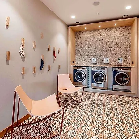 Adagio Neckarpark 3* Stuttgart