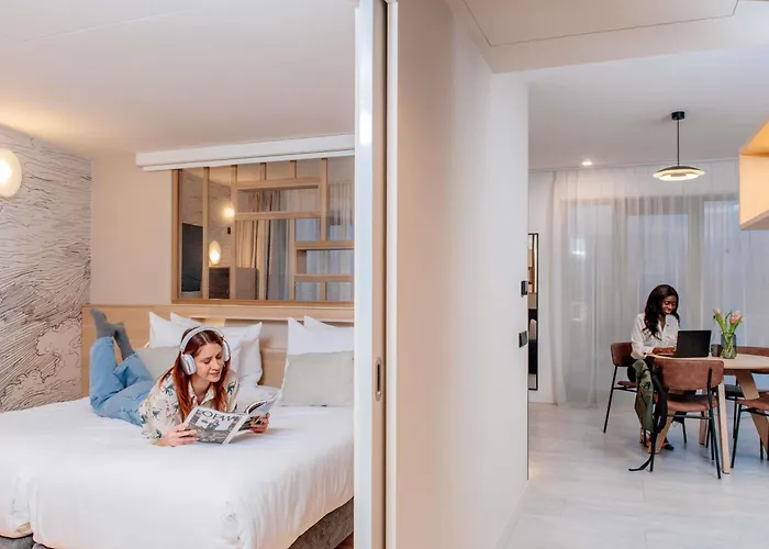 Adagio Neckarpark فندق 3*