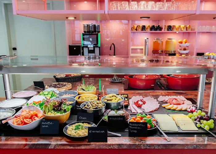 Hotel Adagio Neckarpark 3*